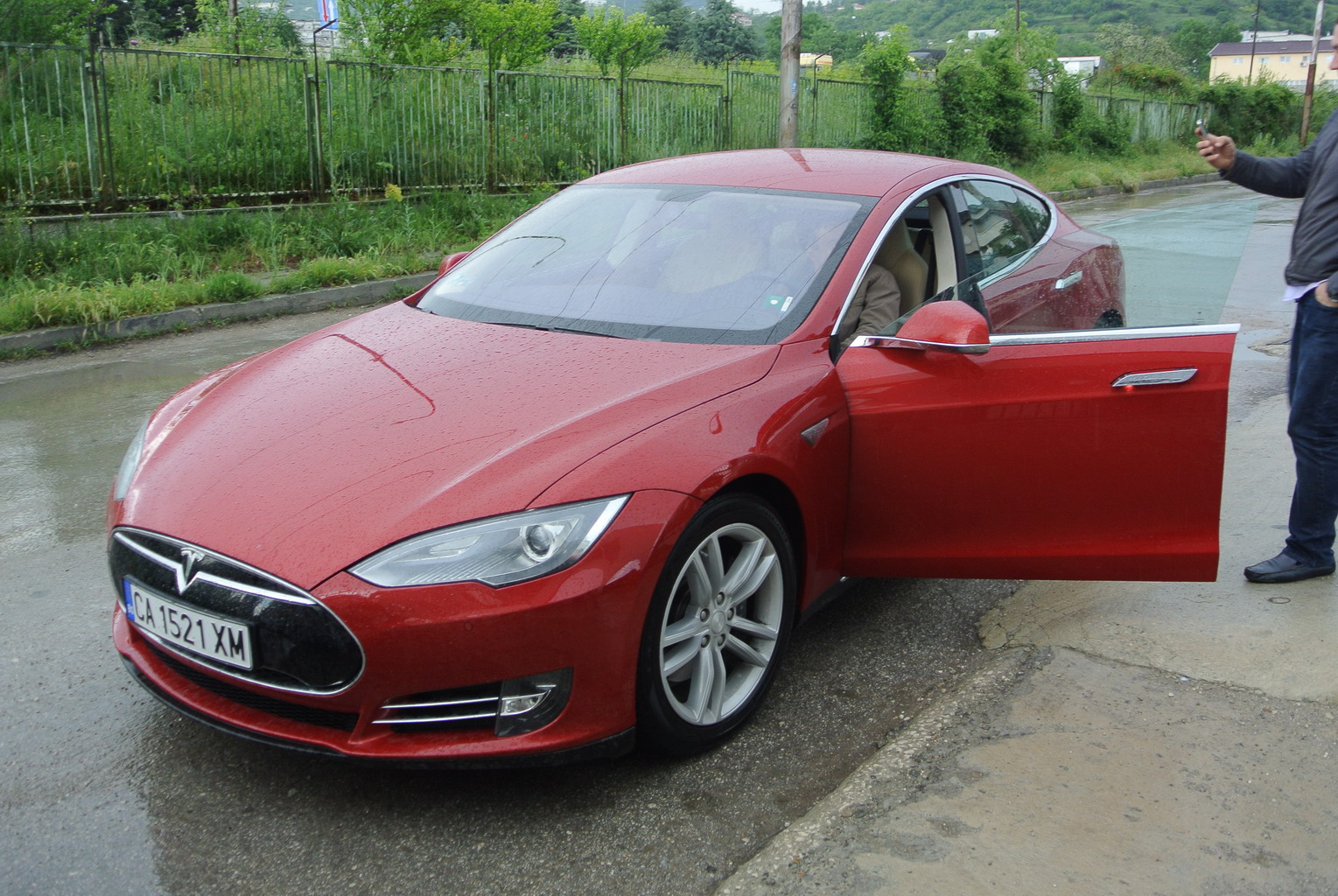 first_tesla_in_Varna02.JPG